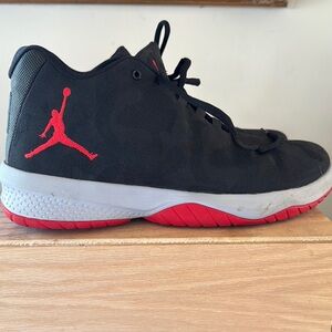 Jordan Men's Black and Red Basketball shoes